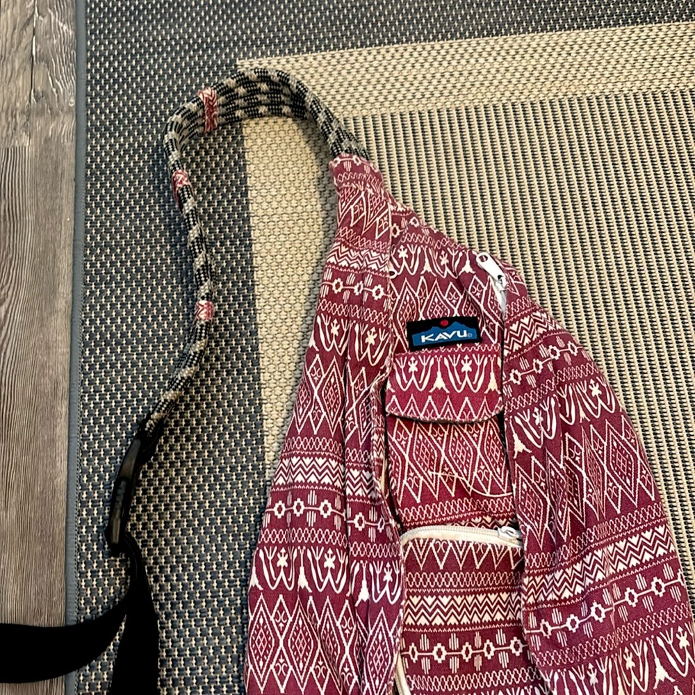 KAVU